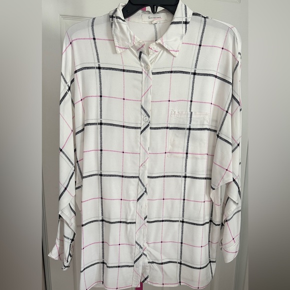 Vince Camuto Boyfriend Shirt - Picture 6 of 7